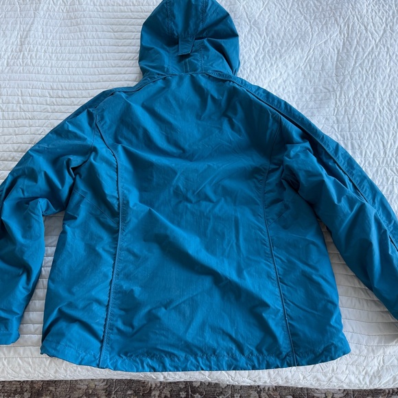 L.L. Bean winter jacket - Picture 4 of 9